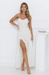 Dreamer��s Delight Maxi Dress Cream