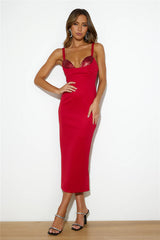 Iconic Fit Midi Dress Red