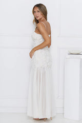 Dreamer��s Delight Maxi Dress Cream