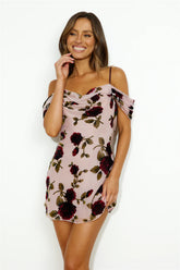 Likes To Be Won Mini Dress Pink