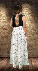 Falda blanca lunares negros