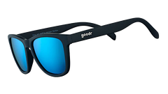 goodr Mick And Keith's Midnight Ramble. Med svarta eleganta bågar och färgglada blåa glas, erbjudet dessa solglasögon både sofistikation och lekfullhet. Designade för att sitta stadigt under alla aktiviteter. 