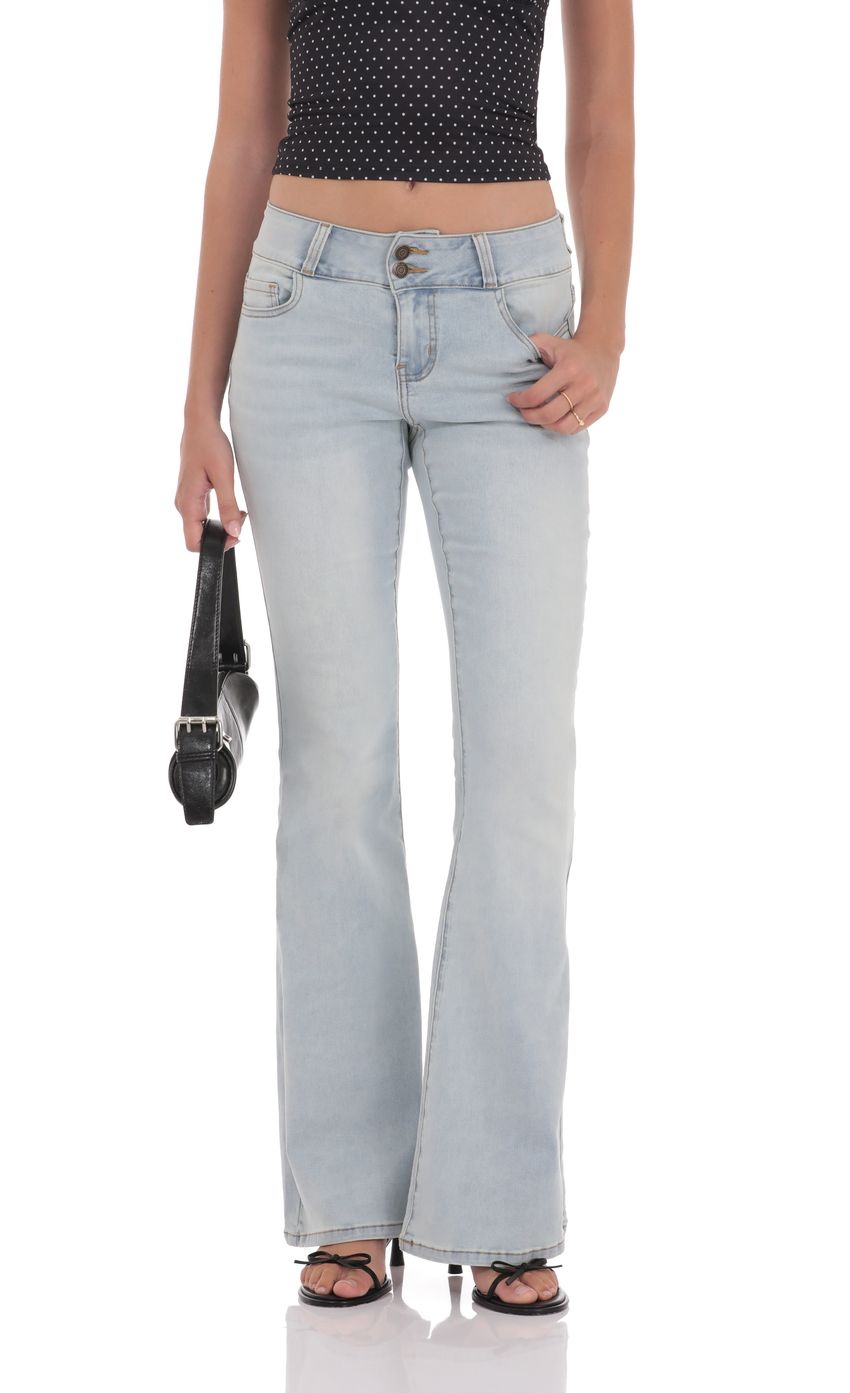 Low Rise Flare Jeans in Light Denim
