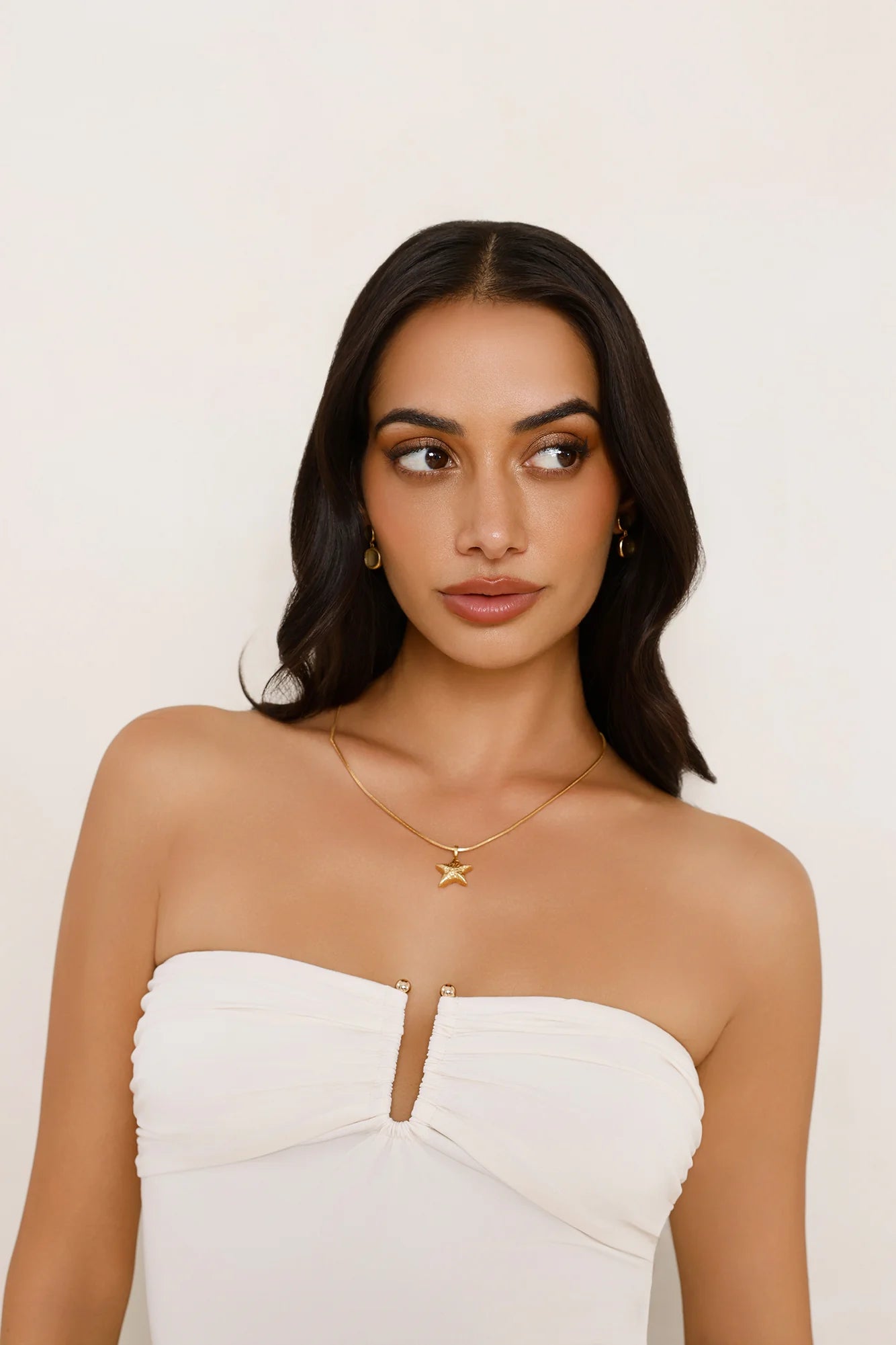 18k Gold Plated Showgirl Necklace Gold