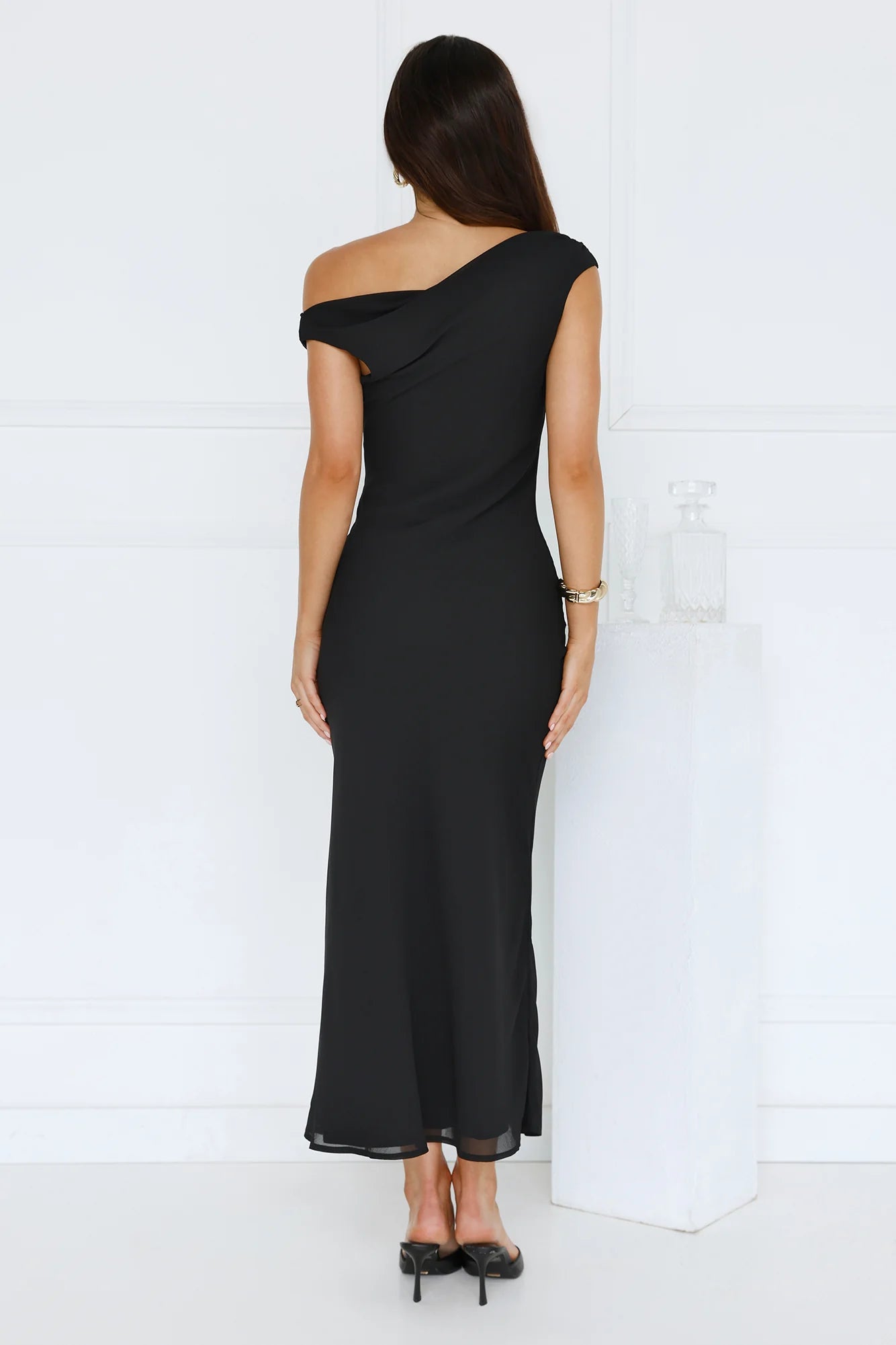 Xenia Off Shoulder Midi Dress Black