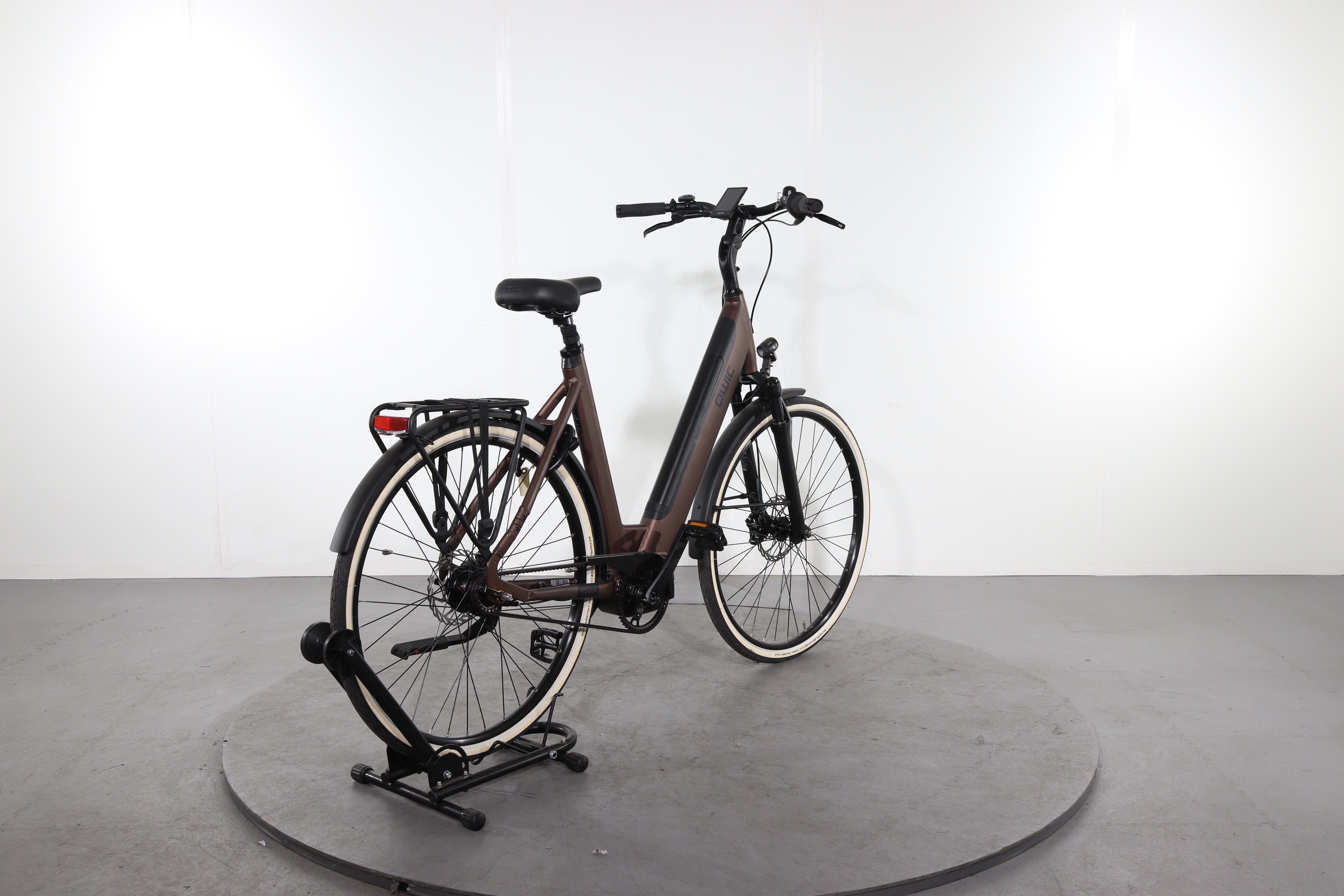 Qwic Premium i MN7+ Belt #6 global