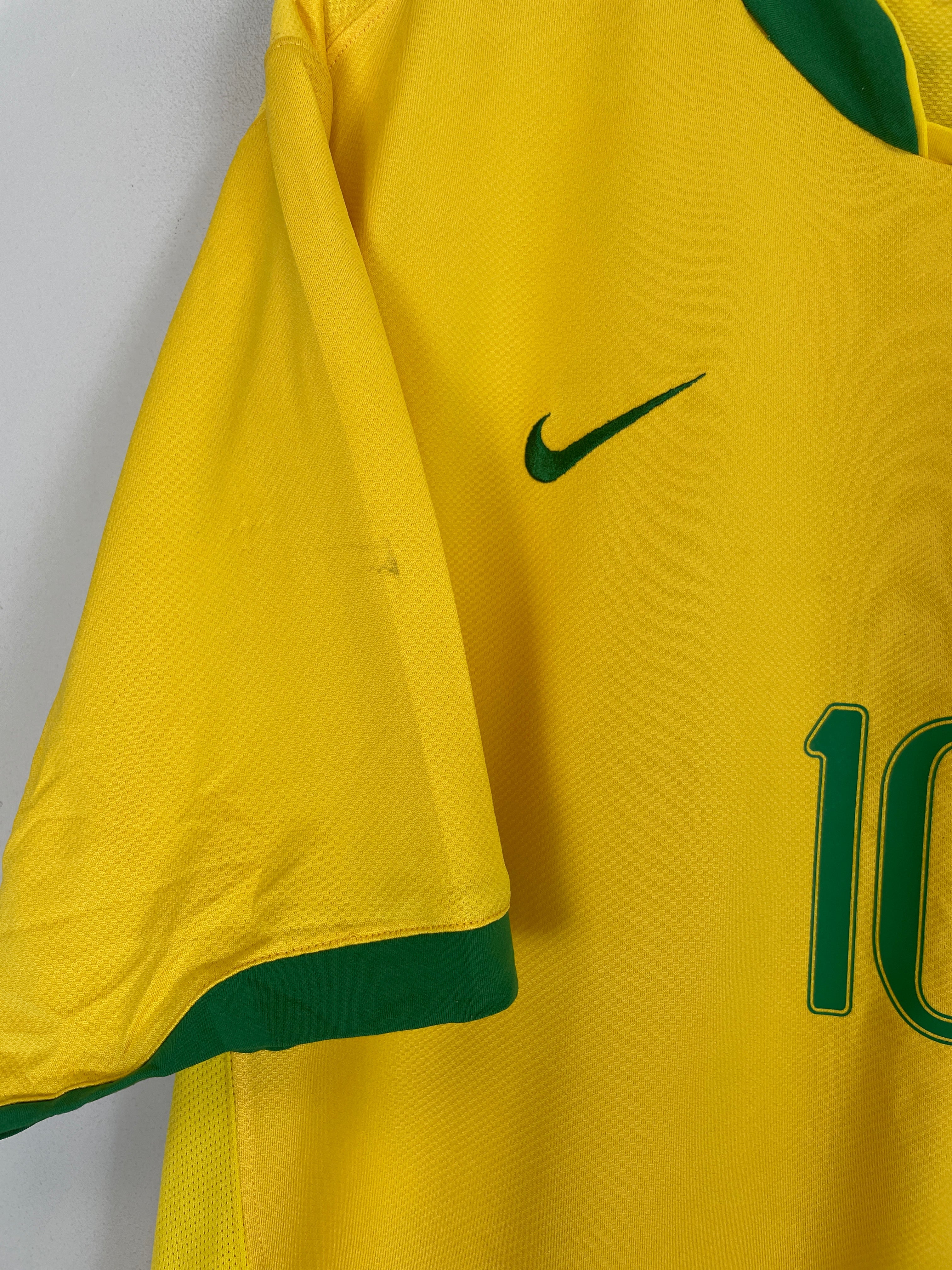 Shop 2006/08 BRAZIL RONALDINHO #10 HOME SHIRT (L) NIKE, classic football shirts, vintage football shirts & retro soccer jerseys at Cult Kits