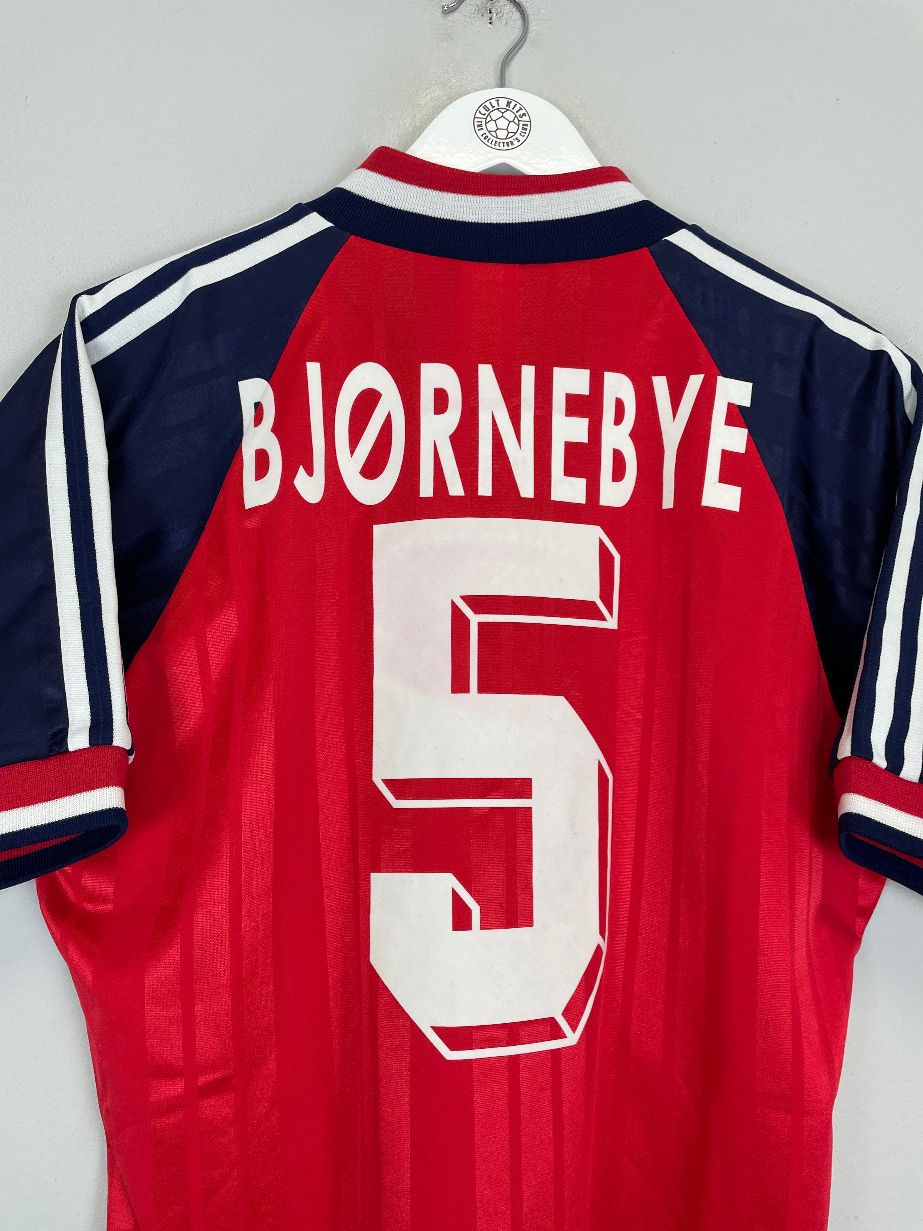 Shop 1994 NORWAY BJORNBYE #5 HOME SHIRT (M) ADIDAS, classic football shirts, vintage football shirts & retro soccer jerseys at Cult Kits