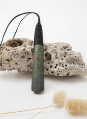 Bound Raukaraka Arahura Drop Pendant