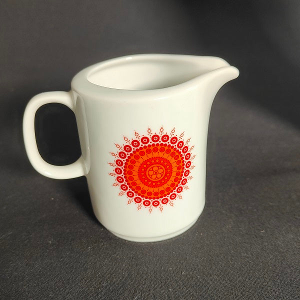Winterling_bavaria_service_cafe_1970_pot_lait_4_the_collected_past