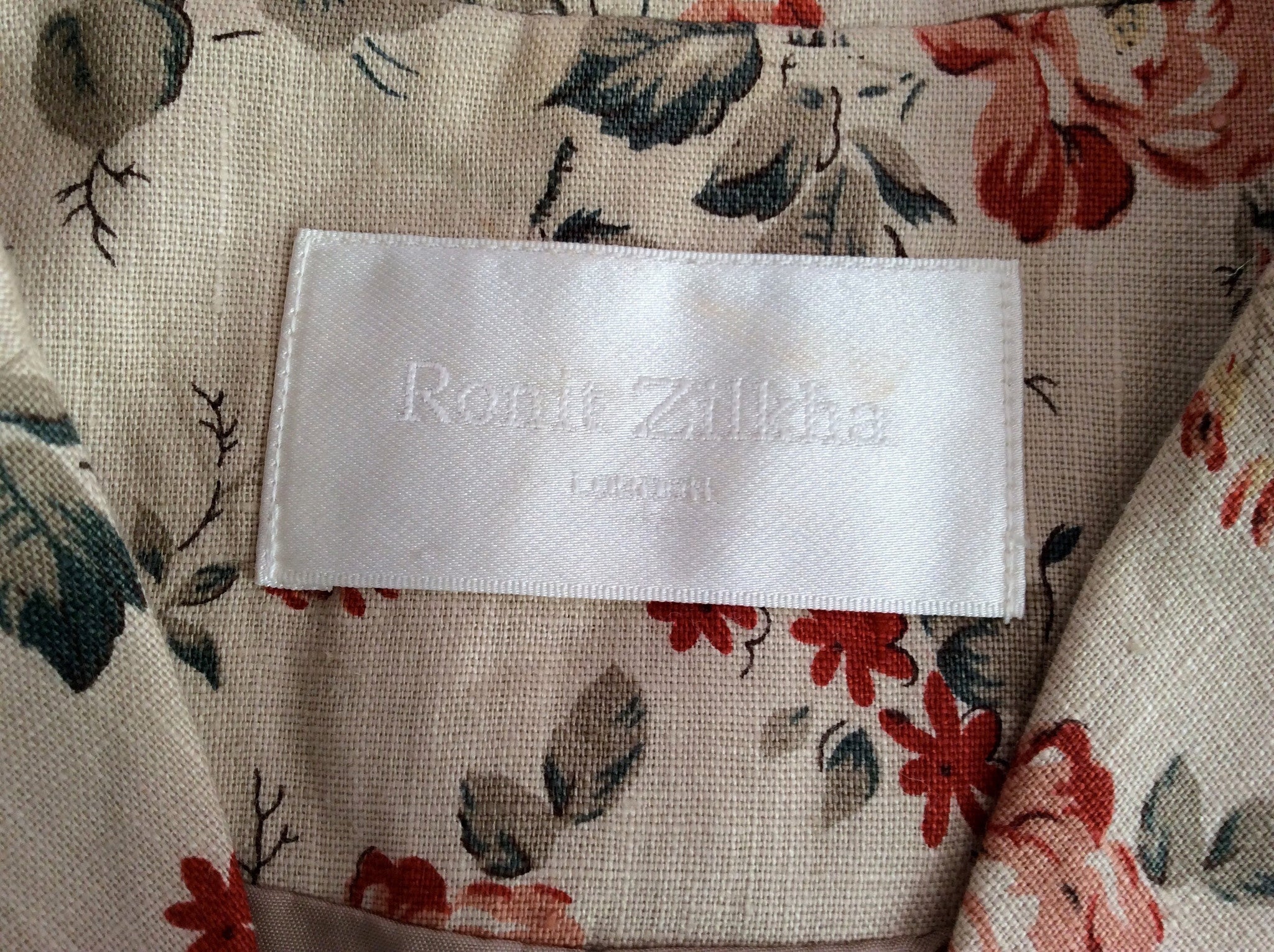 Ronit Zilkha Beige Floral Print Linen Jacket & Skirt Suit Size 10 - Whispers Dress Agency - Sold - 6